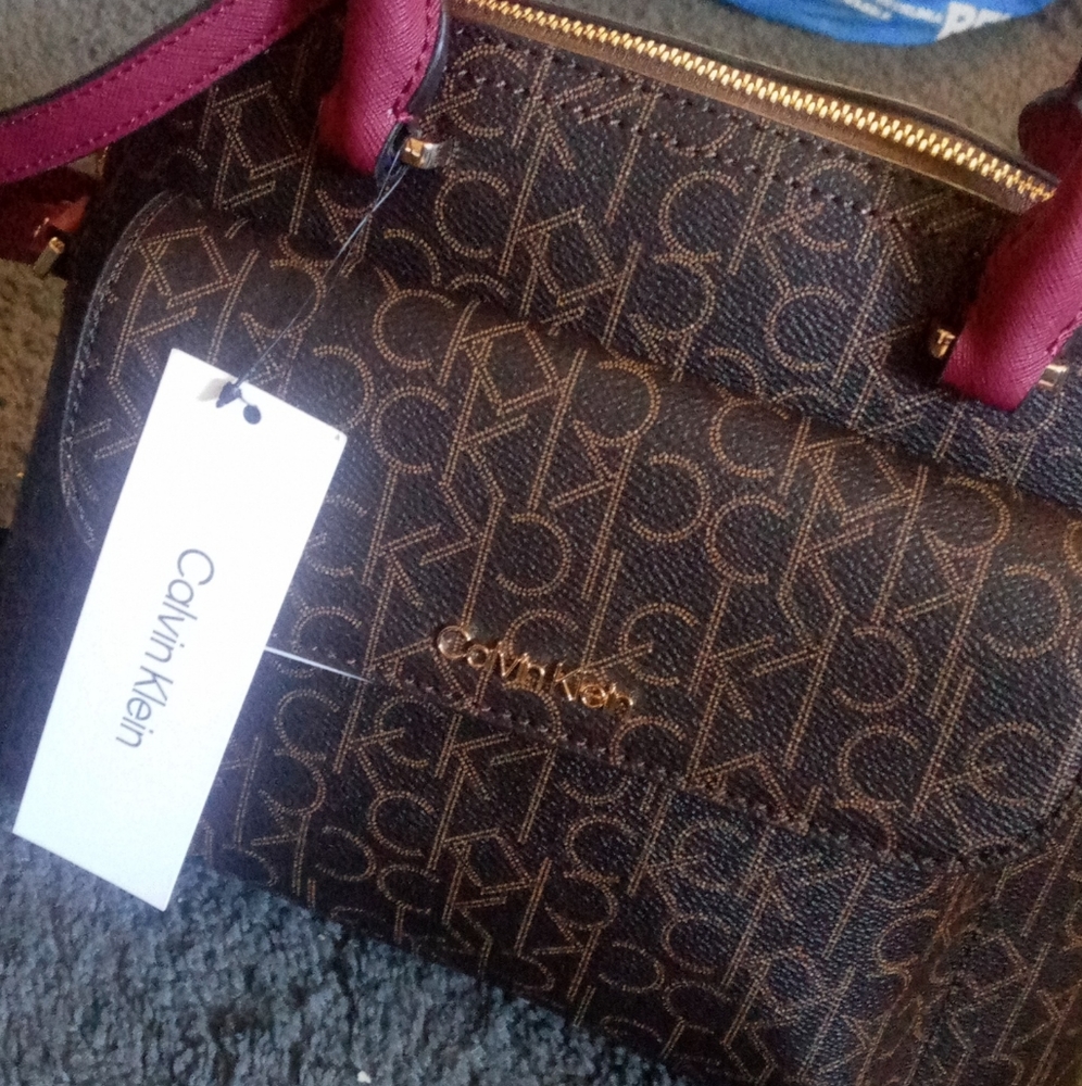 Hand purse